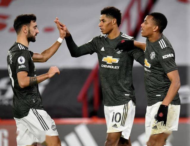  里昂锋线全面开花，大胜对手稳固欧战区席位