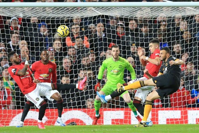  水晶宫客场逼平利物浦，老鹰军团展现防守韧性