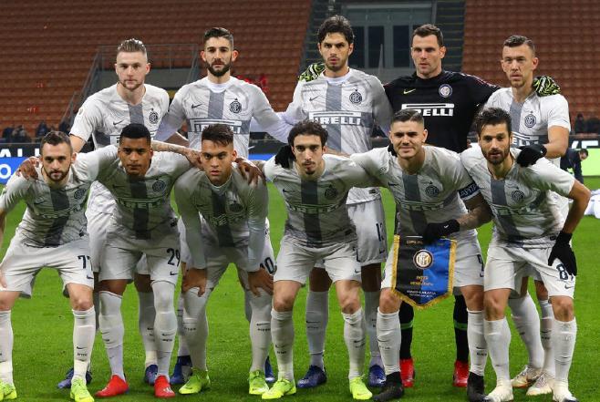  蓝黑军团势不可挡，国际米兰主场大胜夺榜首